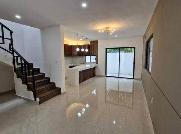 Casa · 150m² · 3 Recámaras · 2 Estacionamientos · Casa Col. Unidad Nacional