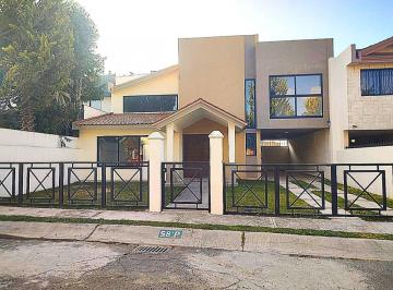 Casa de 3 habitaciones, Zinacantepec · Venta de Casa en Fraccionamiento, Zinacantepec
