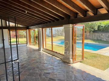 Casa de 4 habitaciones, Cuernavaca · Casa Sola Estilo Cuernavaca en Vista Hermosa | Jardín + Alberca | 4 Recámaras | $70,000