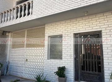 Casa · 504m² · 3 Recámaras · 5 Estacionamientos · Casa en Venta en San Pedro Garza Garcia Centro