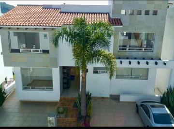 Casa de 3 habitaciones, Atizapán de Zaragoza · Casa en Venta en Zona Esmeralda, Atizapán de Zaragoza