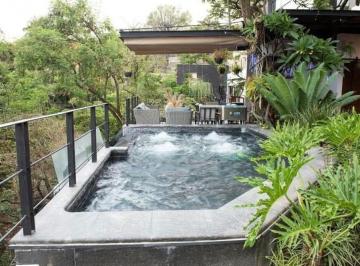 Casa de 3 habitaciones, Cuernavaca · Moderna Casa con Alberca