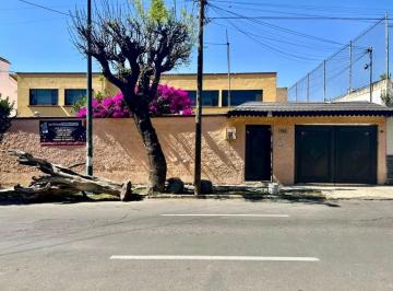 Casa · 519m² · 5 Recámaras · 3 Estacionamientos · Casa Para Remodelar en Venta Lindavista Norte 519 m²