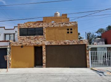 Casa de 3 habitaciones, Naucalpan de Juárez · Casa Remodelada