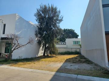 Terreno / Lote , Tlajomulco de Zúñiga · Se Vende Terreno en Fraccionamiento Exclusivo Al Sur de La Ciudad