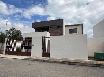 Casa de 3 habitaciones, Paraíso · Casa Nueva con 3 Recámaras en Renta en Quintín Arauz