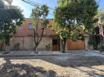 Casa · 433m² · 3 Recámaras · 8 Estacionamientos · Casa en Renta en Álamos 1ra Sección Excelente Ubicación