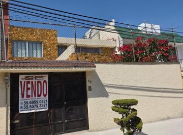 Casa de 6 habitaciones, Tlalnepantla de Baz · ¡Espacio Inigualable! Casa de 6 Recámaras en Ubicación Estratégica