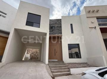 Casa · 223m² · 3 Recámaras · 2 Estacionamientos · Casa en Venta Hacienda del Moro, Chihuahua