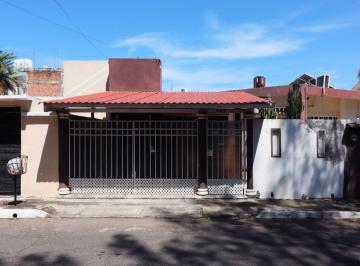 Casa de 3 habitaciones, Veracruz · Casa en Venta Fracc. Flores del Valle, Veracruz.