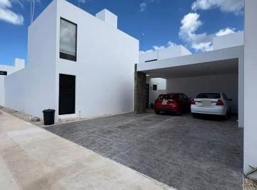 1 · Casa en Venta Al Norte de Merida en Misnebalam