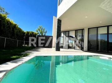 Casa de 4 habitaciones, Querétaro · Casa en Renta en El Campanario Querétaro Residencia de Lujo con Alberca Privada y Vista Al Lago