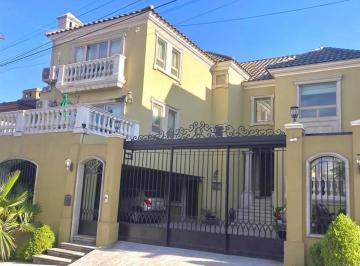 1 · Casa en Venta en Cumbres 2do Sector