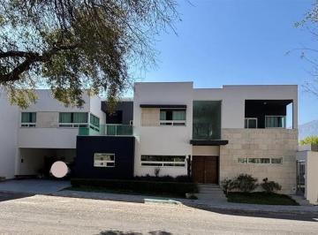 1 · Casa en Venta en Valle de Cristal