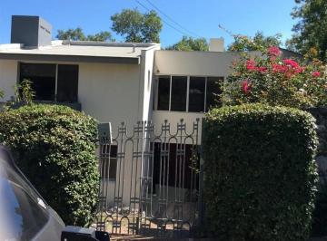 1 · Casa en Venta en San Pedro Garza Garcia, Valle de San Angel, Sector Español