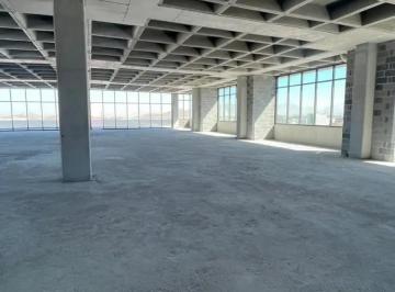 1 · Oficina en Renta Torre Karena