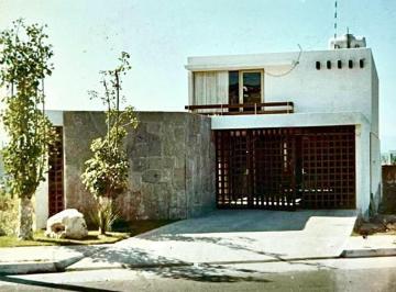 Casa · 120m² · 4 Recámaras · Casa Eb Renta Para Franquicias o Corporativos