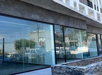 1 · Local Comercial en Venta en Obispado
