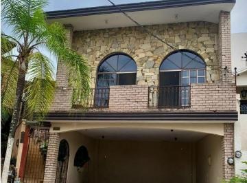 1 · Casa en Venta en Lomas del Paseo