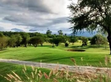 1 · Terreno Campestre en Venta Dentro de Campo de Golf en Allende