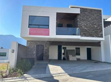 1 · Casa en Venta en Bosques de Las Misiones