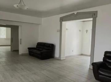 1 · Casa en Venta en Obispado