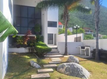 1 · Casa en Venta en Contry La Escondida
