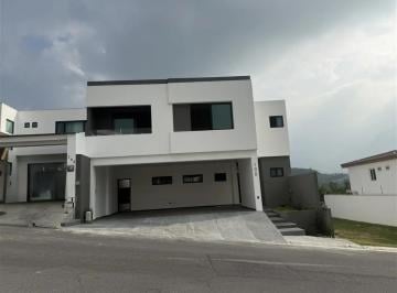 1 · Casa en Venta en Carretera Nacional Milagros de Valle Alto