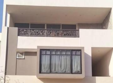 1 · Casa en Venta en San Nicolas de Los Garza