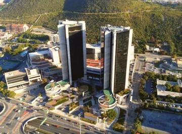 1 · Oficina en Venta en Trebol Park