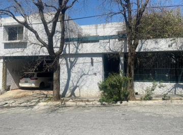 1 · Casa en Venta en Contry La Silla