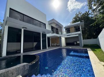 Casa de 4 habitaciones, Solidaridad · Casa en Renta de Lujo en Residencial Selvamar - 4 Recámaras + Gym Privado