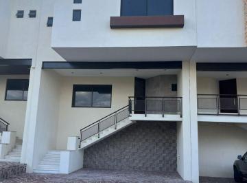 Casa de 3 habitaciones, León · Cada en Venta en Lomas de Gran Jardín León Guanajuato