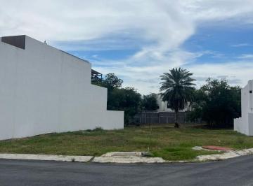 Terreno / Lote · 414m² · Terreno en Venta / Nogales Residencial, Zona El Yerbaniz
