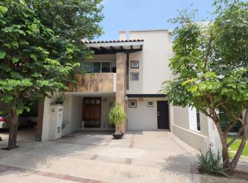 Casa de 3 habitaciones, León · Casa con 140 m² Superficie de Terreno, 3 Recámaras en Venta, El Mayorazgo León Guanajuato