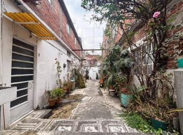 Terreno / Lote · 400m² · Terreno en Venta en Av San Bernabe, San Jeronimo Lidice