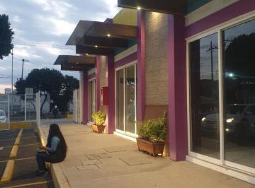 Local comercial · 85m² · 4 Estacionamientos · Local - Puebla Centro