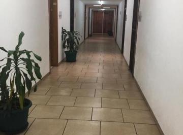 Local comercial · 400m² · 12 Estacionamientos · Local Comercial