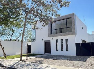 f9cedb9995908738363c093a498b2bc6110bd1559e9de78747e520354f707364 · Casa en Venta, San Diego Cutz Conkal, Yucatán