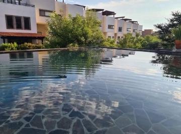 Casa · 400m² · 4 Recámaras · Casa - Villa de Los Frailes