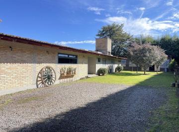 c3f02ef577617fdc9eaed8deae32291a809ae939a3380a66c8a8a8aa9e19f375 · Casa en Venta en Cerro Gordo, Valle de Bravo