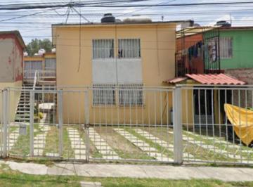 Casa de 2 habitaciones, Atizapán de Zaragoza · Venta de Casa en Jaripeo 14 - 3 Casa Duplex Remate Bancario, Villas de La Hacienda, Atizapán de Zarago