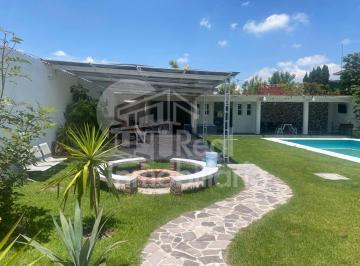 Terreno comercial · 600m² · 7 Recámaras · 2 Estacionamientos · Terreno Comercial con Departamentos en Salitrillo
