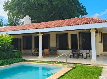 Casa de 3 habitaciones, Mérida · Casa con 690 m² de Terreno y 3 Recámaras en Venta, Garcia Gineres