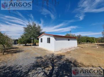 Terreno / Lote · 40m² · 2 Recámaras · 4 Estacionamientos · Terreno en Cadereyta Jiménez
