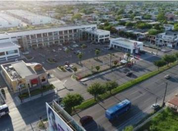 Local comercial · 568m² · Local en Renta en Raul Salinas, Escobedo
