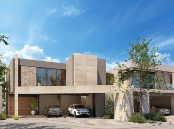 Casa · 518m² · 3 Recámaras · 4 Estacionamientos · Casa en Zona Loma Blanca en Venta