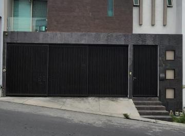 Casa · 390m² · 3 Recámaras · 2 Estacionamientos · Casa en Cumbres Elite en Venta