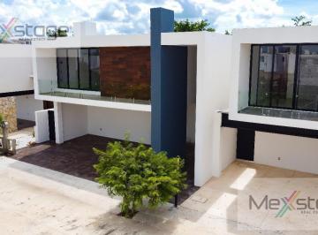Casa en condominio · 324m² · 4 Recámaras · 3 Estacionamientos · Casa en Venta con Alberca en Privada con Amenidades en Cholul
