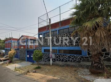 Edificio · 613m² · 10 Recámaras · 6 Estacionamientos · Escuela en Venta en Héroes de Padierna, Tlalpan